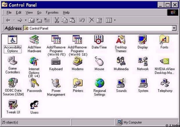 Giao diện Control Panel trên Windows 95, 98